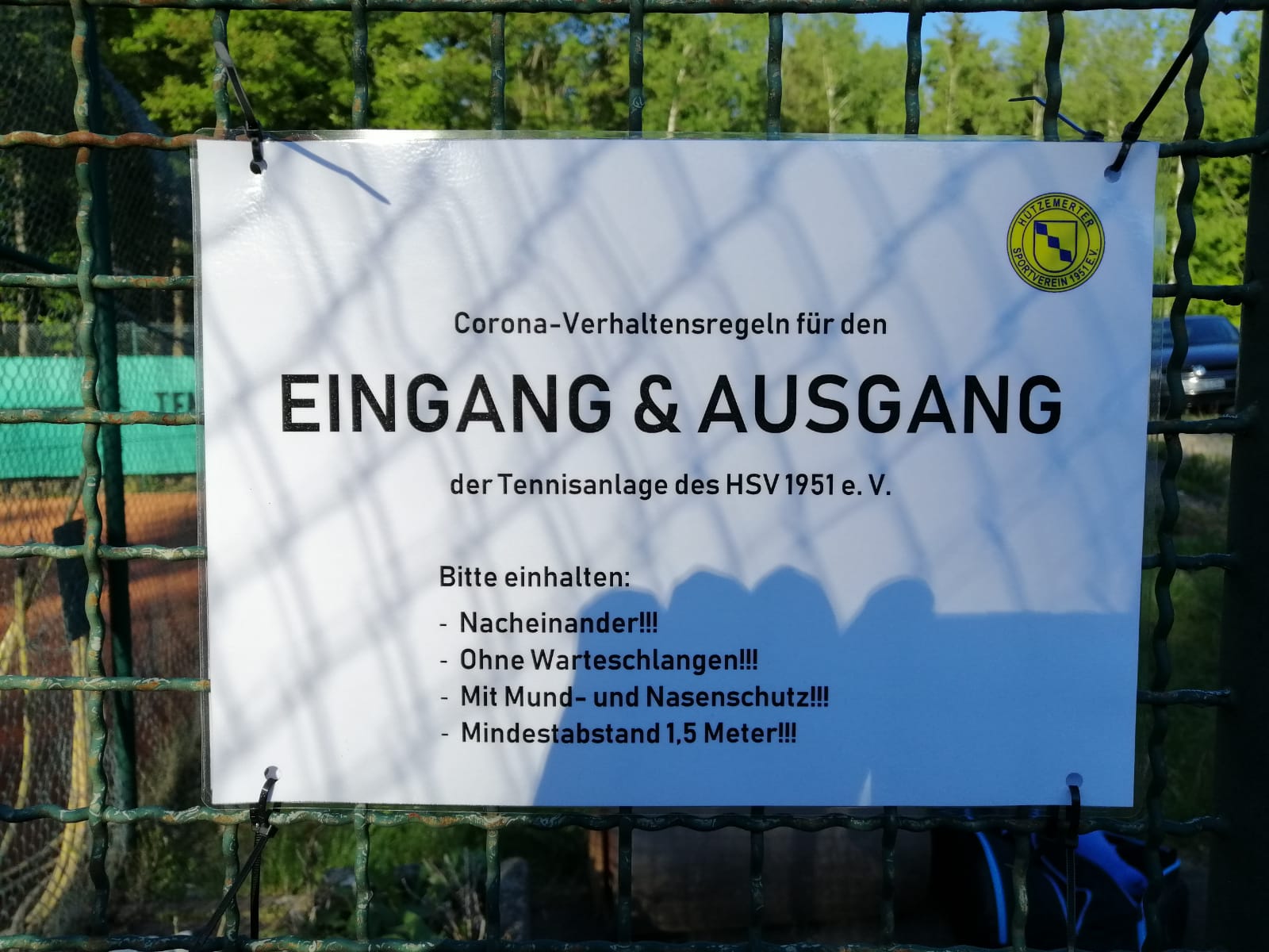 You are currently viewing Tennis-Trainingsbetrieb wieder freigegeben